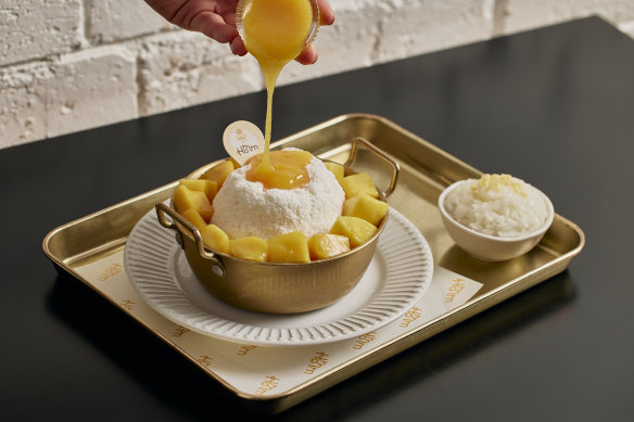 Mango sticky rice bingsu at Homm combines Thai and Korean influences.