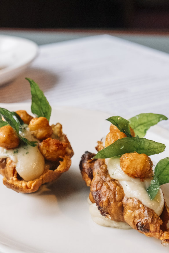 Salt-baked Jerusalem artichoke.