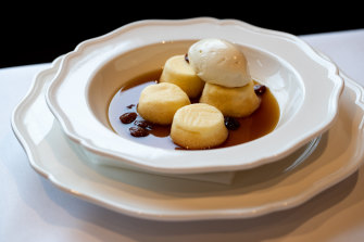 With mouth-watering treats like golden syrup dumplings, it’s no wonder the Labor quad chose Ursula’s.