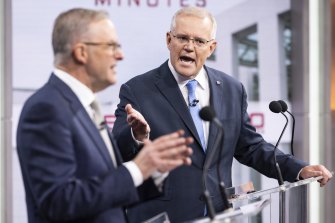 Scott Morrison claims a minimum-wage increase sufficient to stop wages falling behind the rise in consumer prices would be “reckless and dangerous”.