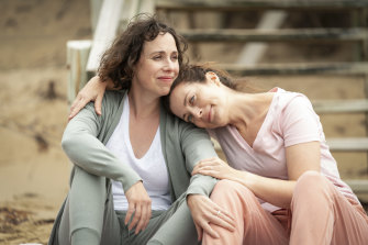 Alison Bell and Annie Maynard star in the ABC’s anthology series Summer Love.
