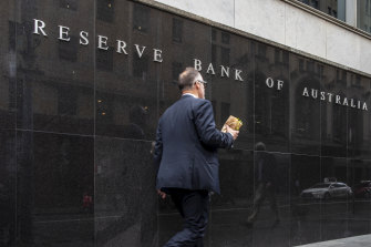 The last meeting of the year for the Reserve Bank board is expected to be dominated by its plans for the eventual end of its bond-buying program. 