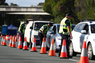 Coronavirus updates LIVE: Victoria records 15 new COVID-19 cases as SA reconsiders border restrictions; Australian death toll jumps to 888 - The Sydney Morning Herald