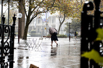 Sydney is expected to record 40 millimetres of rain today. The rain is set to continue until at least Sunday.