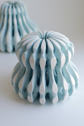 Kenji Uranishi - 'Tsubomi I', slip cast porcelain with glaze, 20 x 22 x 22cm.