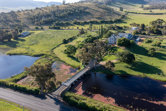 Pooley Wines in the Coal River Valley, Tas.

