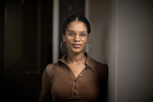 Kalida Edwards made the difficult choice to cut ties with family members to protect her unvaccinated children.