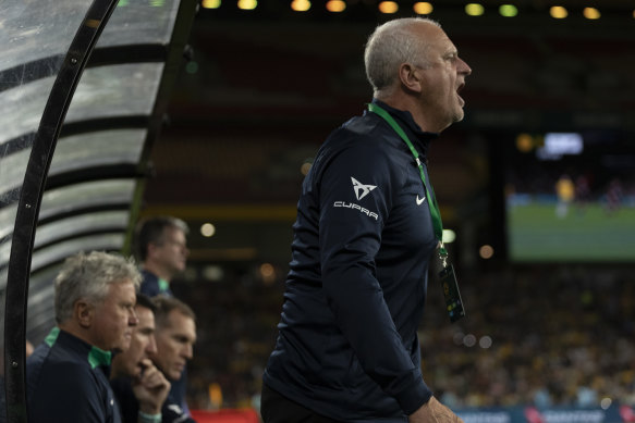 The old firm ... Guus Hiddink and Graham Arnold on the sideline on Thursday night