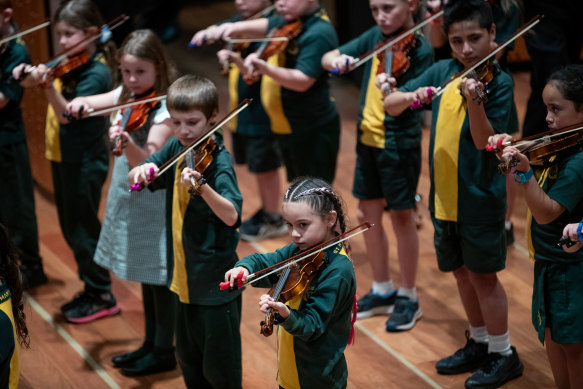 University of Sydney academics have followed a pilot program at St Marys North Public School to evaluate the benefits of learning a musical instrument.