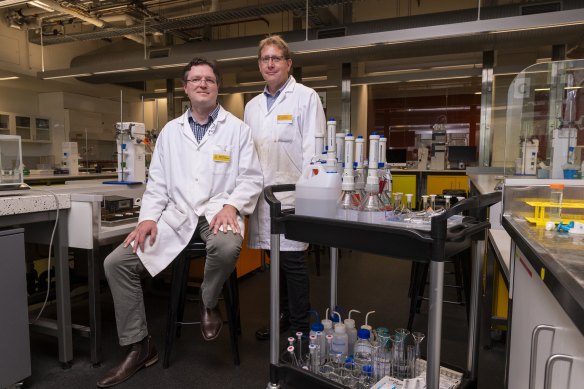 Associate Professor Jon Beves and Professor Alexander Donald in the lab.