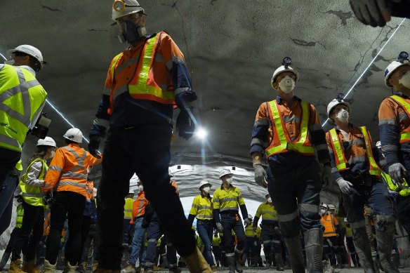 AWU national secretary Dan Walton: “We know that workers in the WestConnex tunnels have been exposed to silica at large amounts.”