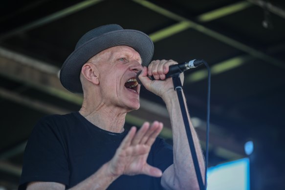 Peter Garrett performs at a rally during Saturday’s blockade.