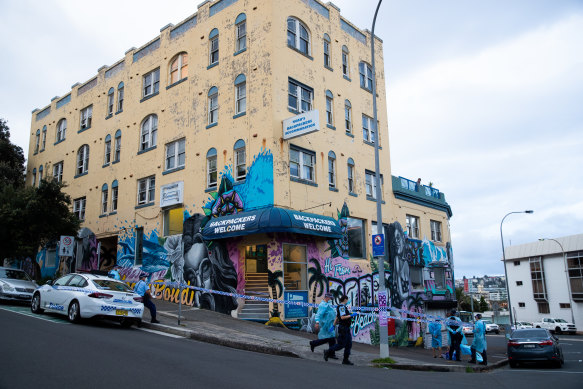 Police cordoned off Noah’s Backpackers in Bondi on Thursday afternoon after one COVID-19 case was identified. 