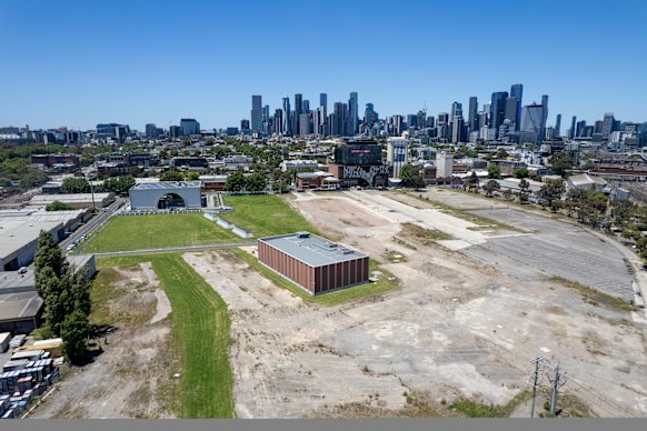 The new Arden station – and its empty surrounds.
