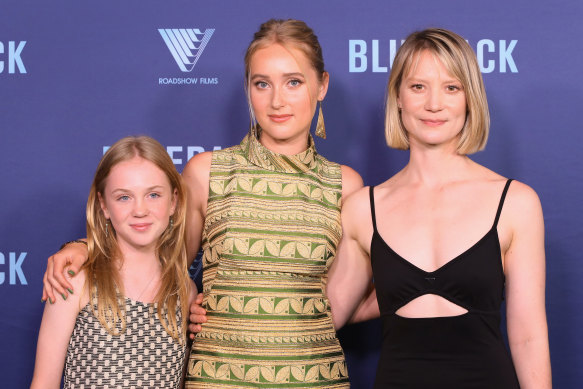 Wasikowska (right) with her Blueback co-stars Ariel Donoghue (left) and Ilsa Fogg.