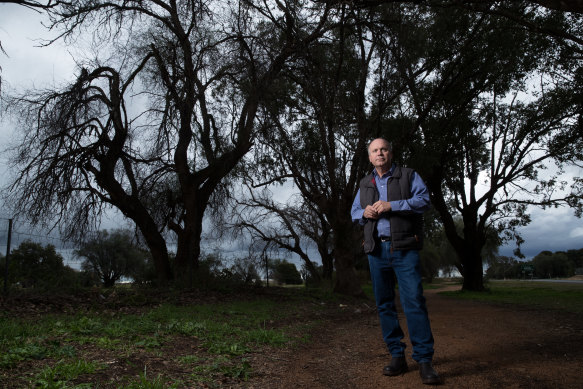 Narromine farmer Bruce Maynard is alarmed by tests showing potentially toxic agricultural chemicals in the air.