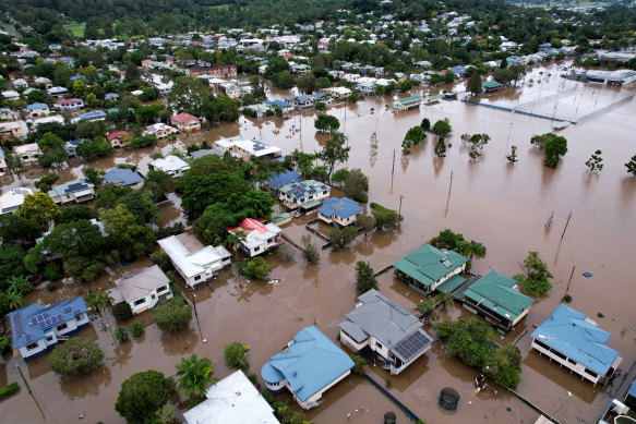 Victorian experts are trying to avoid a repeat of the Lismore flood devastation.