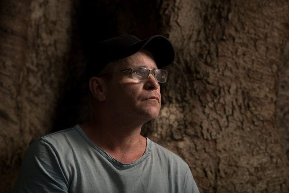 Stonemason Andrew Klohk has silicosis disease.