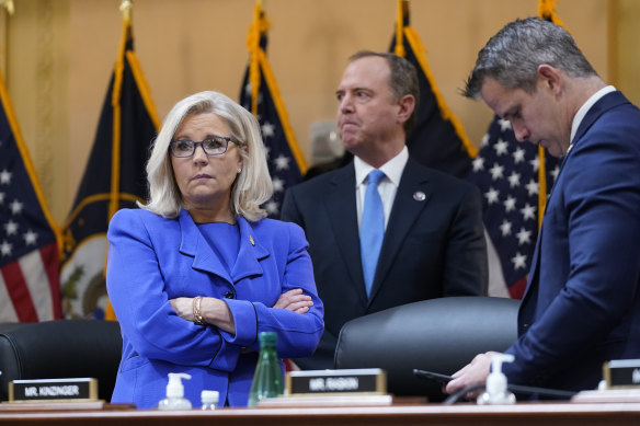 Committee Vice Chair Liz Cheney, a Republican, with Democrat Adam Schiff and Republican Adam Kinzinger during a break in the hearing.