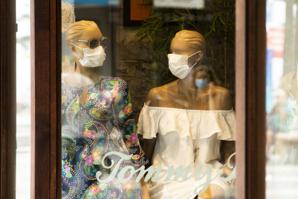 Masks are mandatory in Sydney shops ... even for the mannequins?