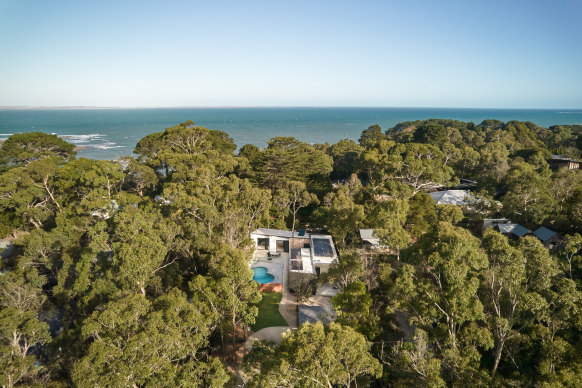 Prefabricated homes like this one by Arkular in Victoria make up only a tiny part of Australia’s new-builds.