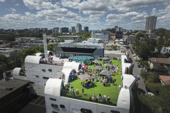 The Victorian Pride Centre rooftop, designed by Brearley Architects & Urbanists, will host a series of screenings as part of the Melbourne Queer Film Festival 2022.