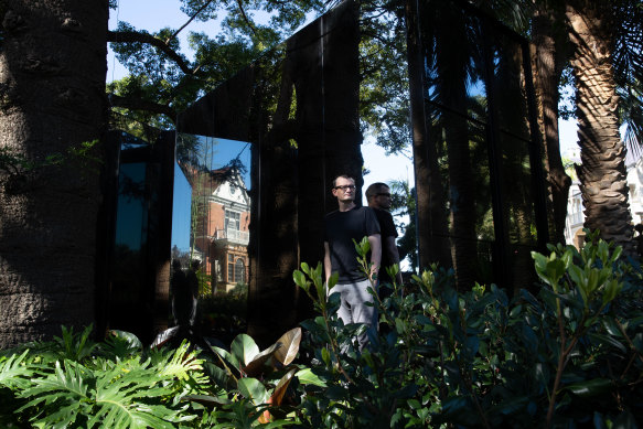 Phillip Arnold wanted the modern pavilion in front of a heritage-listed home in Bellevue Hills to be as inconspicuous as possible. Most people don’t see the wood for the trees.