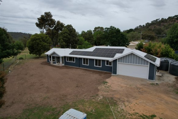 Kate Nottingham’s home in rural Victoria is 100 per cent off-grid. This means that when power went out in the local government area on Thursday, she was able to keep her power on.