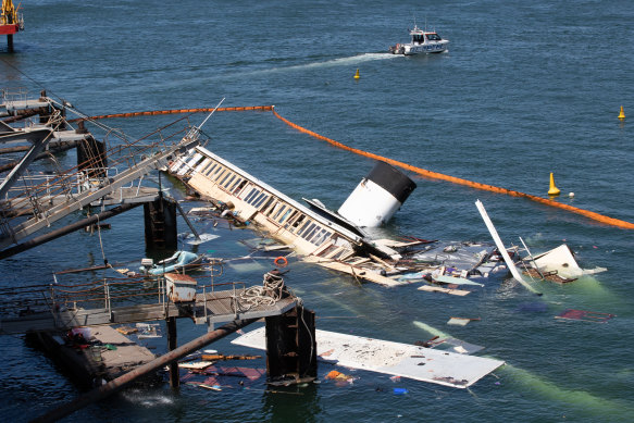 Crews have removed the timber structure from the water after it crumbled into the water late on January 1. 
