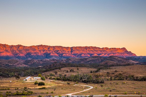A stay at South Australia’s Arkaba Homestead combines luxury with a deep connection to the Outback’s wild nature.
