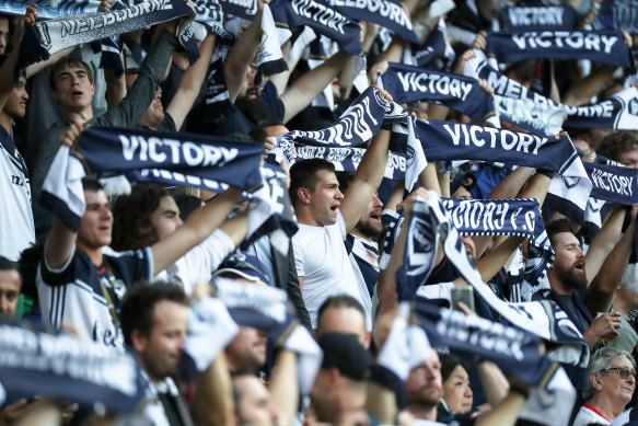 Melbourne Victory has a huge fan base. 