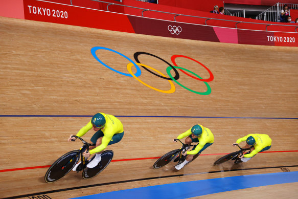 Matthew Richardson, Nathan Hart and Matthew Glaetzer of Team Australia in the men’s sprint.