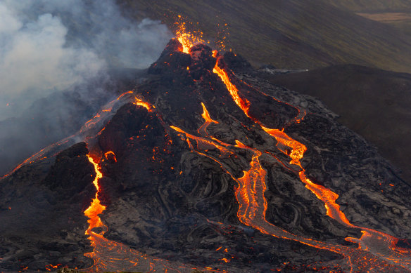 A volcanic eruption has begun in Fagradalsfjall near the Icelandic capital Reykjavik.