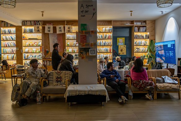 Young people take part in an AI workshop at the Connected Youth Community hostel in Dali.