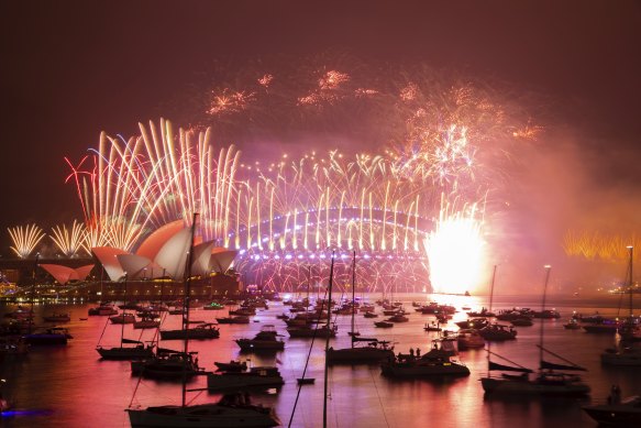 darling harbour chinese new year lights