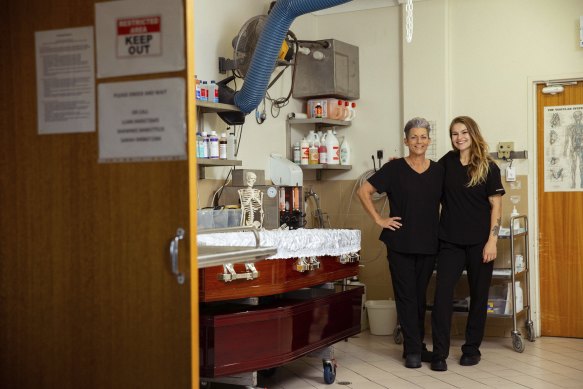 Luan Murray and Shawnee Quinn Barker: “Mortuary work is quite a thankless job in terms of recognition by society, so it means a lot to hear some praise.”