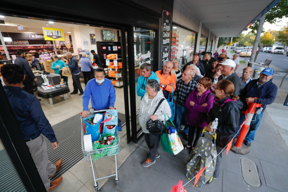 This Melbourne IGA store introduced elderly-only shopping hour amid coronavirus panic buying, the big supermarkets soon followed suit. 