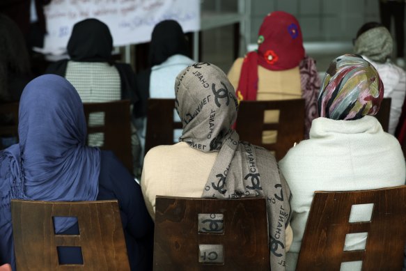 Afghan women gathered for a talk.