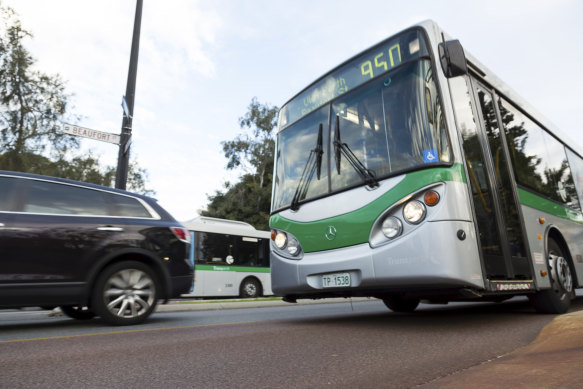 A fleet of buses will be rolled out to make up for the Armadale line shutdown. But will commuters use them?