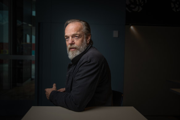 Hugo Weaving says the STC was “not front-footed enough” amid the furore over actors wearing keffiyeh on stage in a show of solidarity with Palestine. 