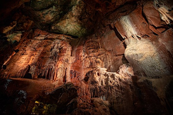 Desfiladeiro e cavernas de Cheddar.