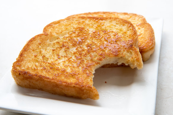 Forever in our hearts, Sizzler’s glorious cheesy toast.