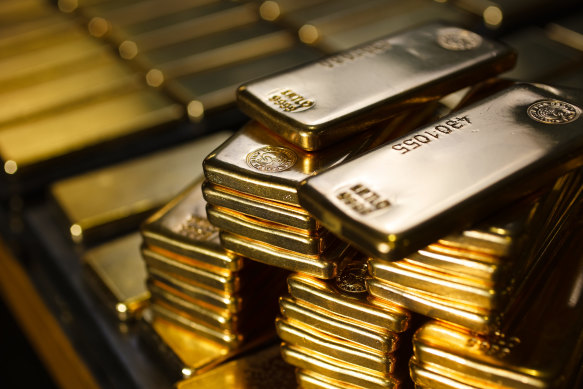 Gold crashed through a historic high of $US2200 an ounce.