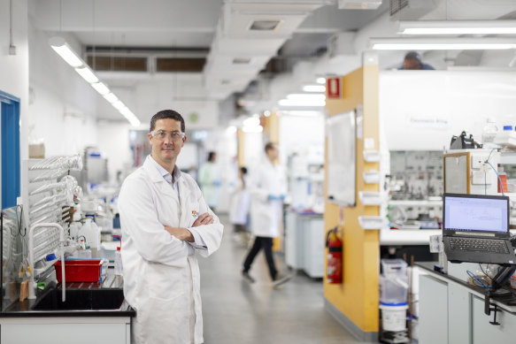 Professor Richard Payne at the University of Sydney is using mirror proteins to discover promising new anti-inflammatory drugs.