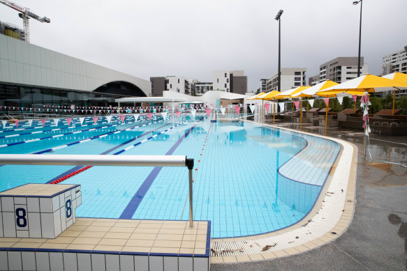 The 50-metre outdoor pool is set within a larger, irregular-shaped pool inspired by Sydney’s ocean pools. 