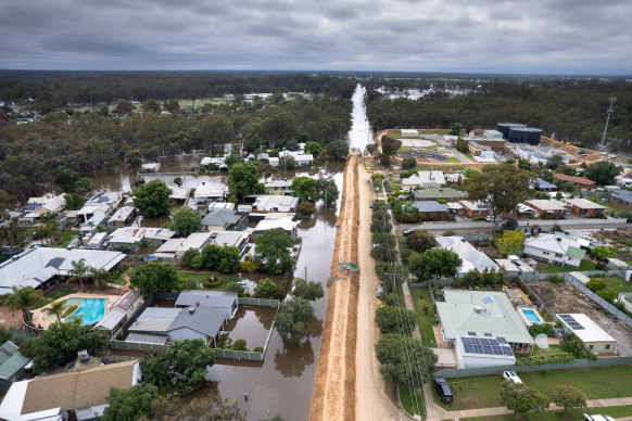 This aerial shot on Wednesday shows the effectiveness of the levee wall built to keep floods at bay in Echuca.