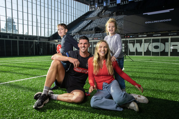 Scott Pendlebury with wife Alex, son Jax and daughter Darcy ahead of his 400th game on Saturday night.