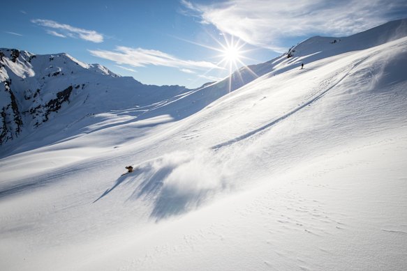 Southern Lakes Heli-ski in New Zealand’s Southern Alps.