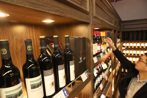Australian wine on sale in China 
