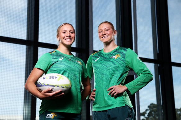 Teagan Levi (left) and Maddison Levi (right) will represent Australia in rugby sevens at the Commonwealth Games.